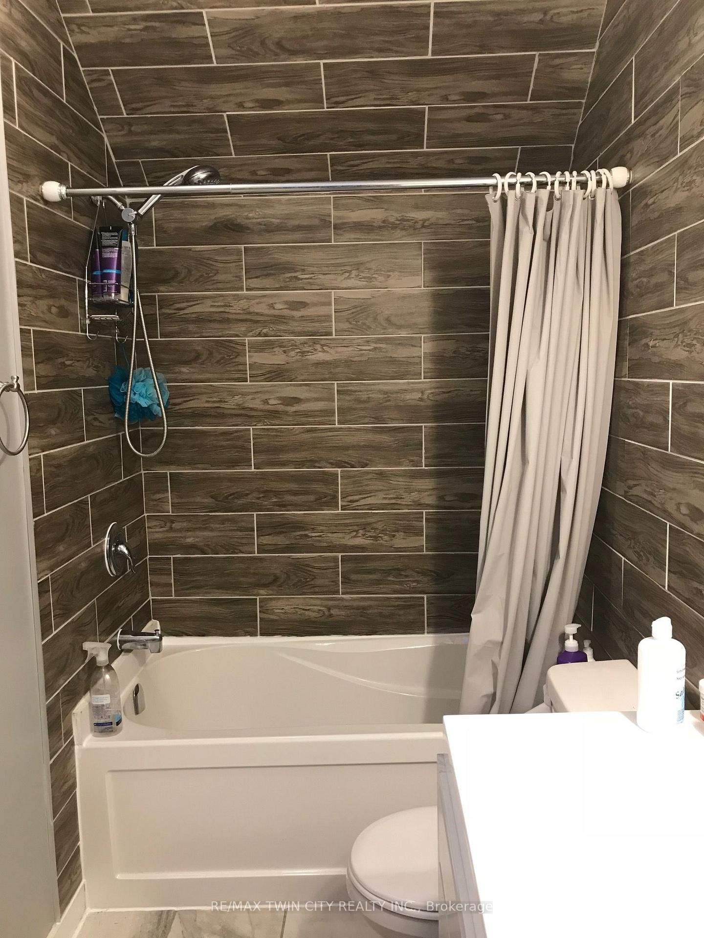 114 Church Street • Kitchener, ON photo 37