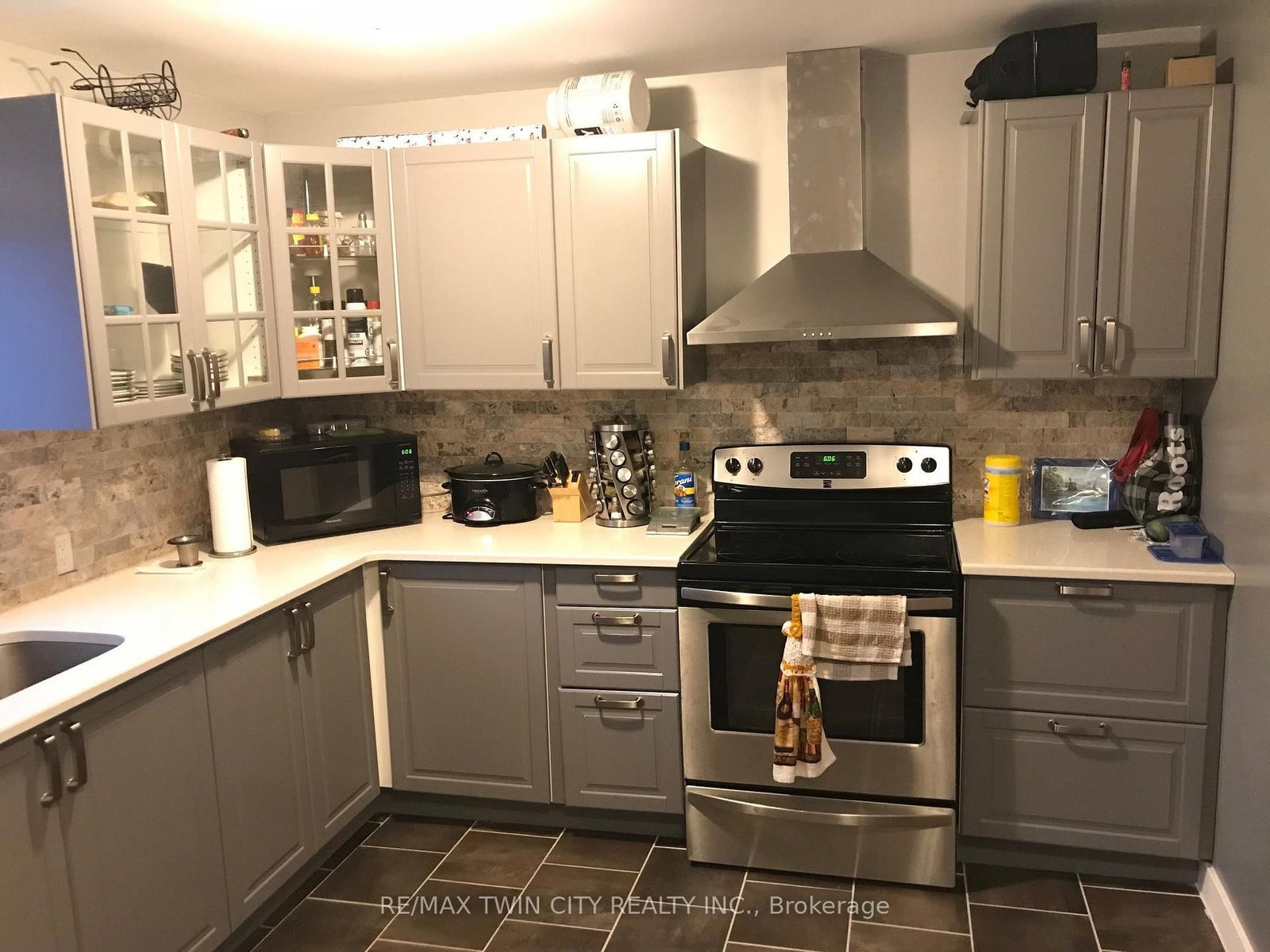 114 Church Street • Kitchener, ON photo 41