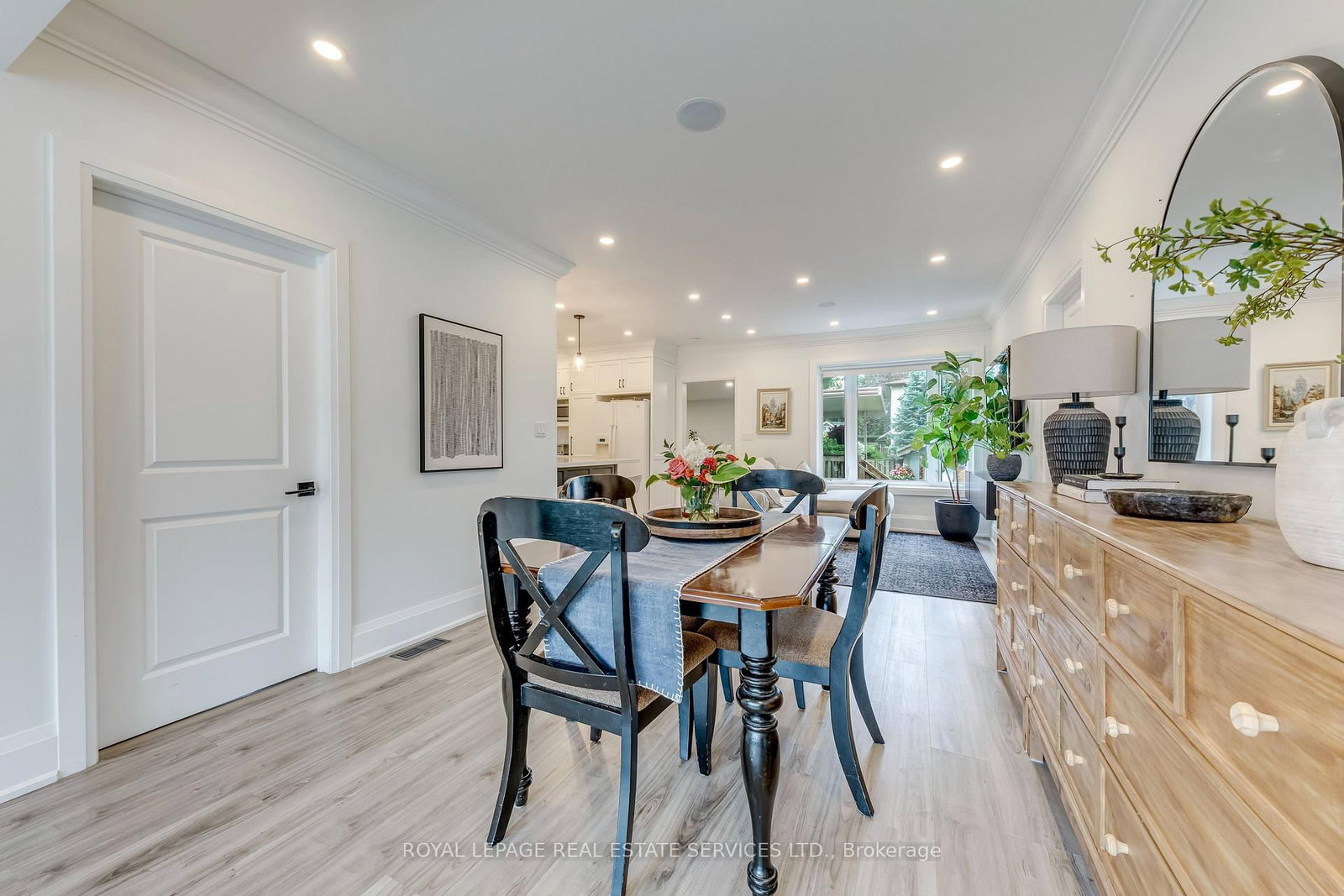 6 Rembe Avenue • Hamilton, ON photo 10