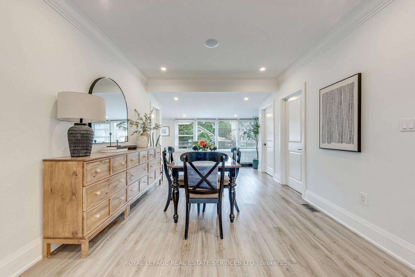 6 Rembe Avenue • Hamilton, ON photo 11