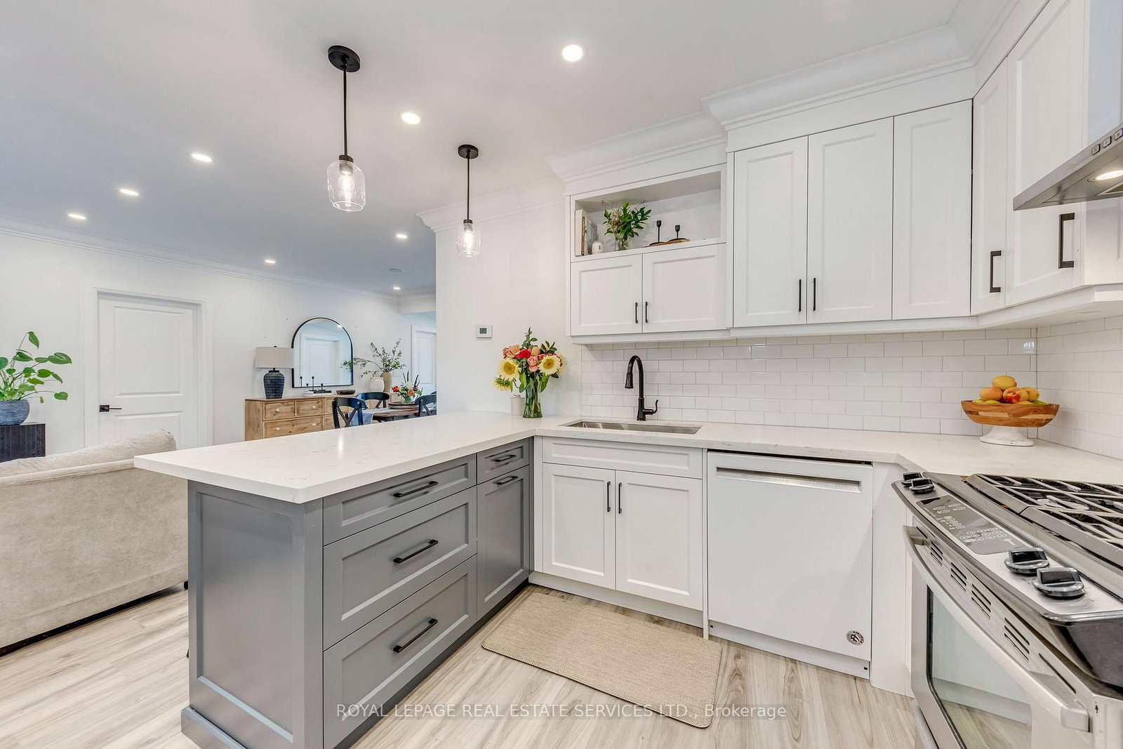 6 Rembe Avenue • Hamilton, ON photo 20