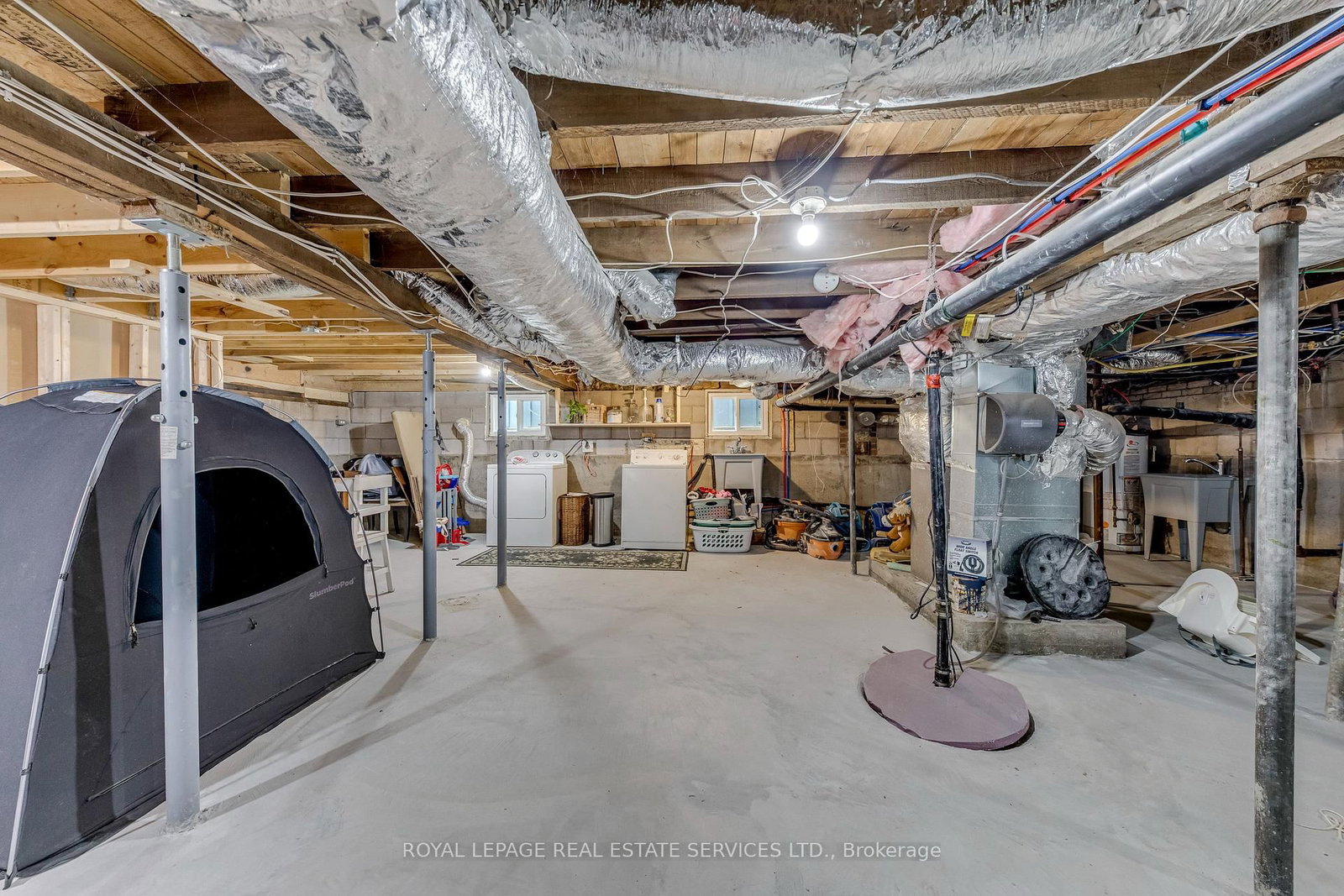 6 Rembe Avenue • Hamilton, ON photo 36