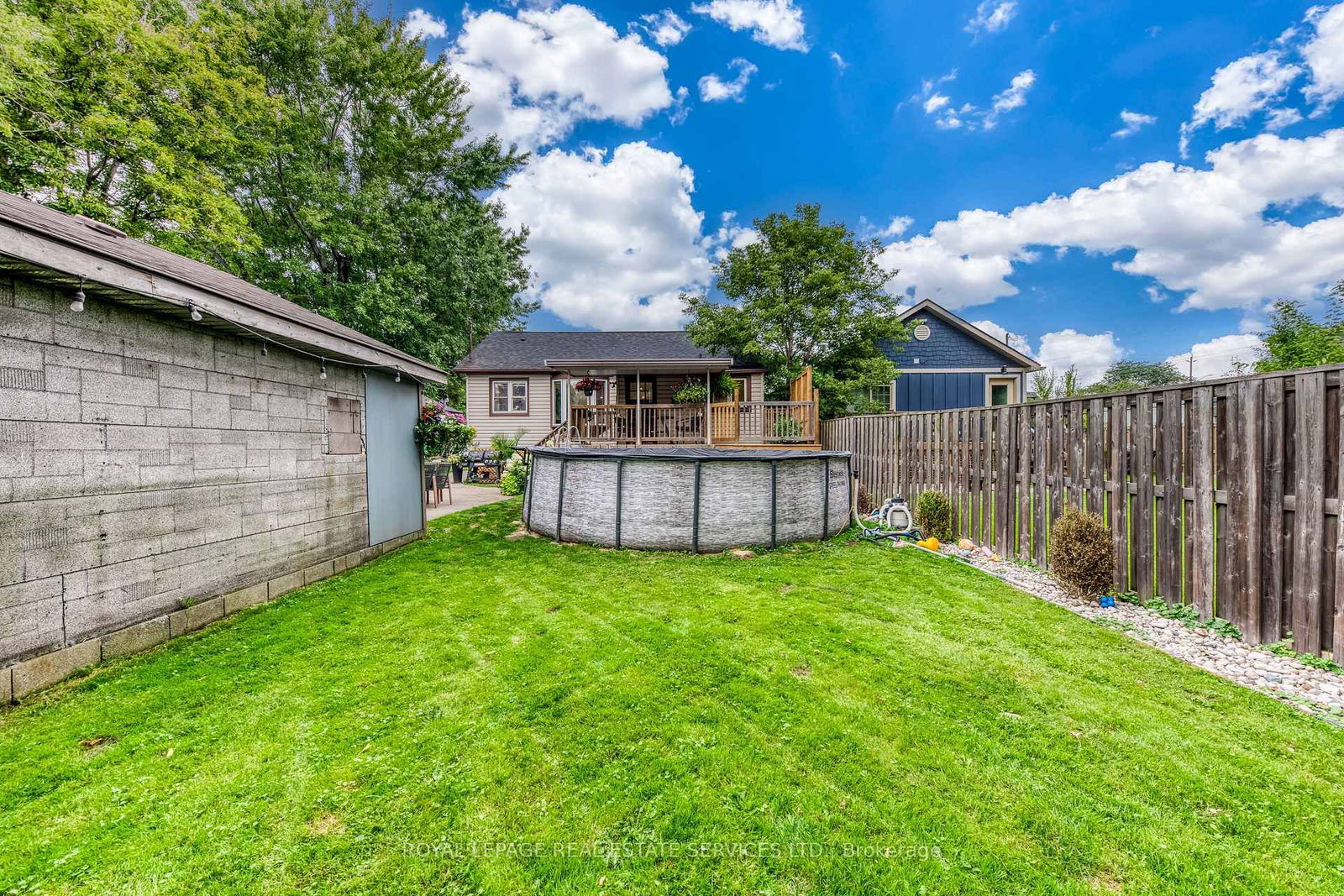 6 Rembe Avenue • Hamilton, ON photo 39