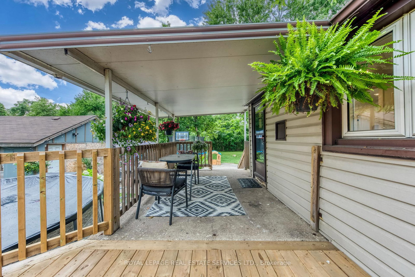 6 Rembe Avenue • Hamilton, ON photo 44