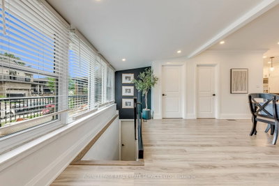 6 Rembe Avenue • Hamilton, ON photo 6