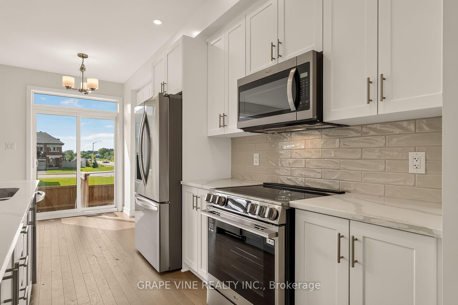 451 Haresfield Court • Ottawa, ON photo 18