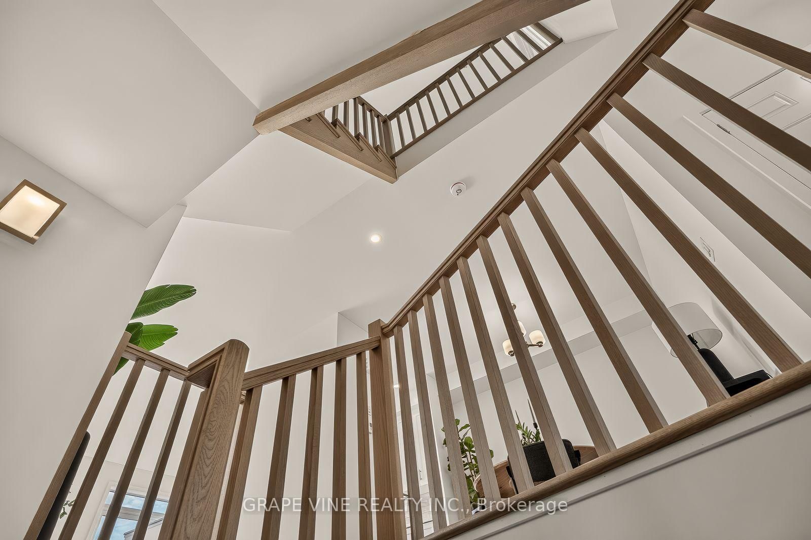 451 Haresfield Court • Ottawa, ON photo 21