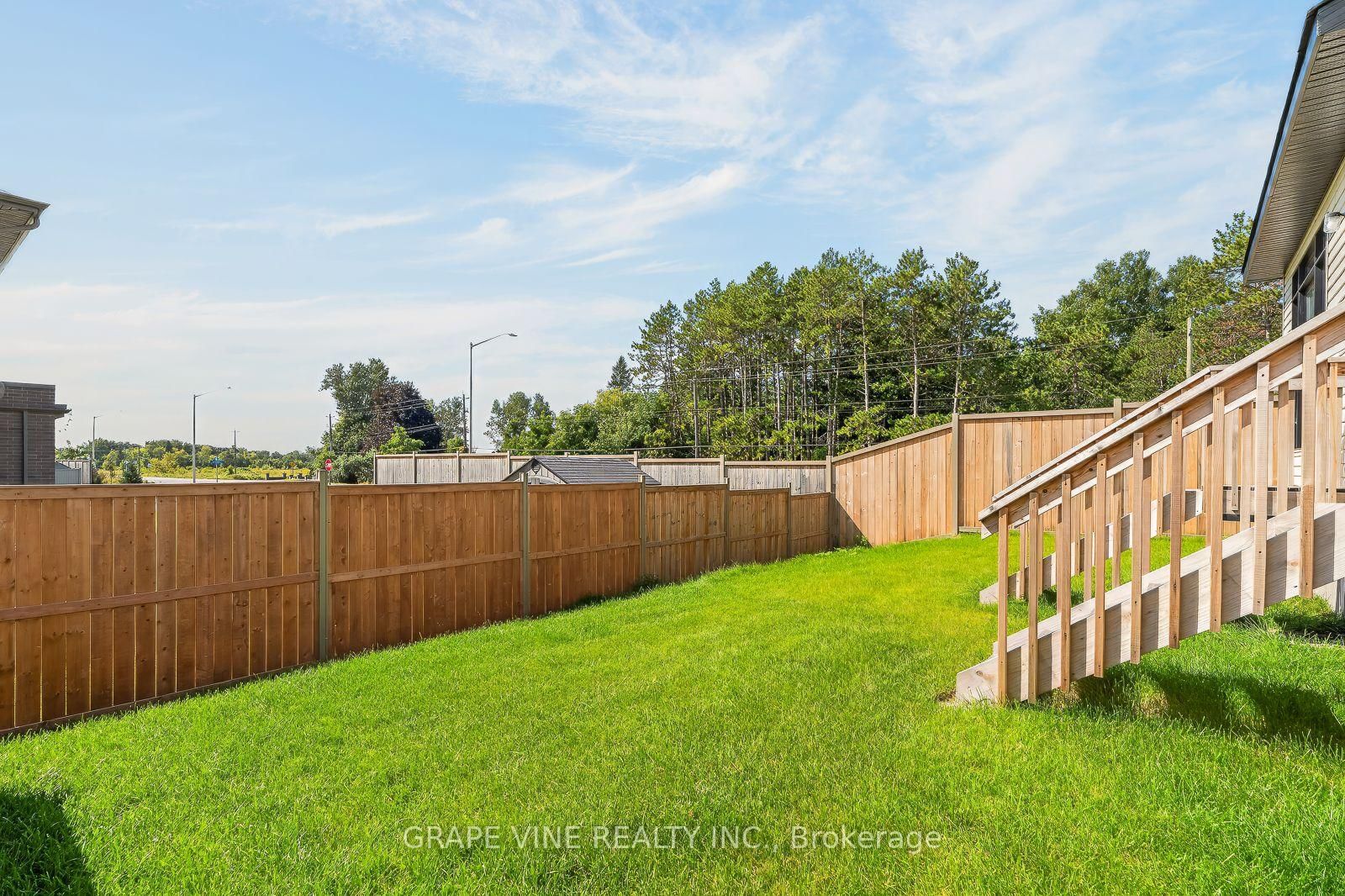 451 Haresfield Court • Ottawa, ON photo 36