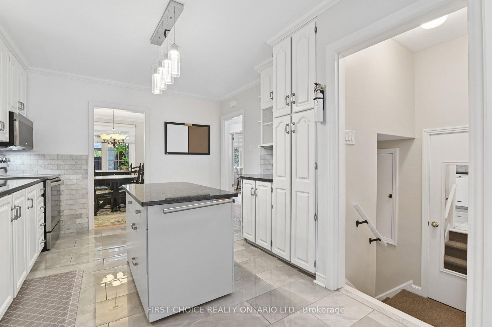 171 Fanshaw Avenue • Ottawa, ON photo 11