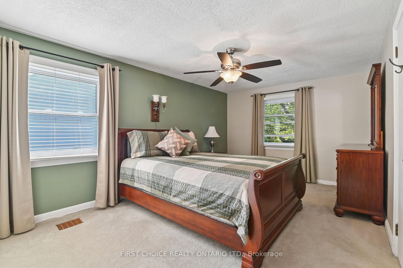 171 Fanshaw Avenue • Ottawa, ON photo 20