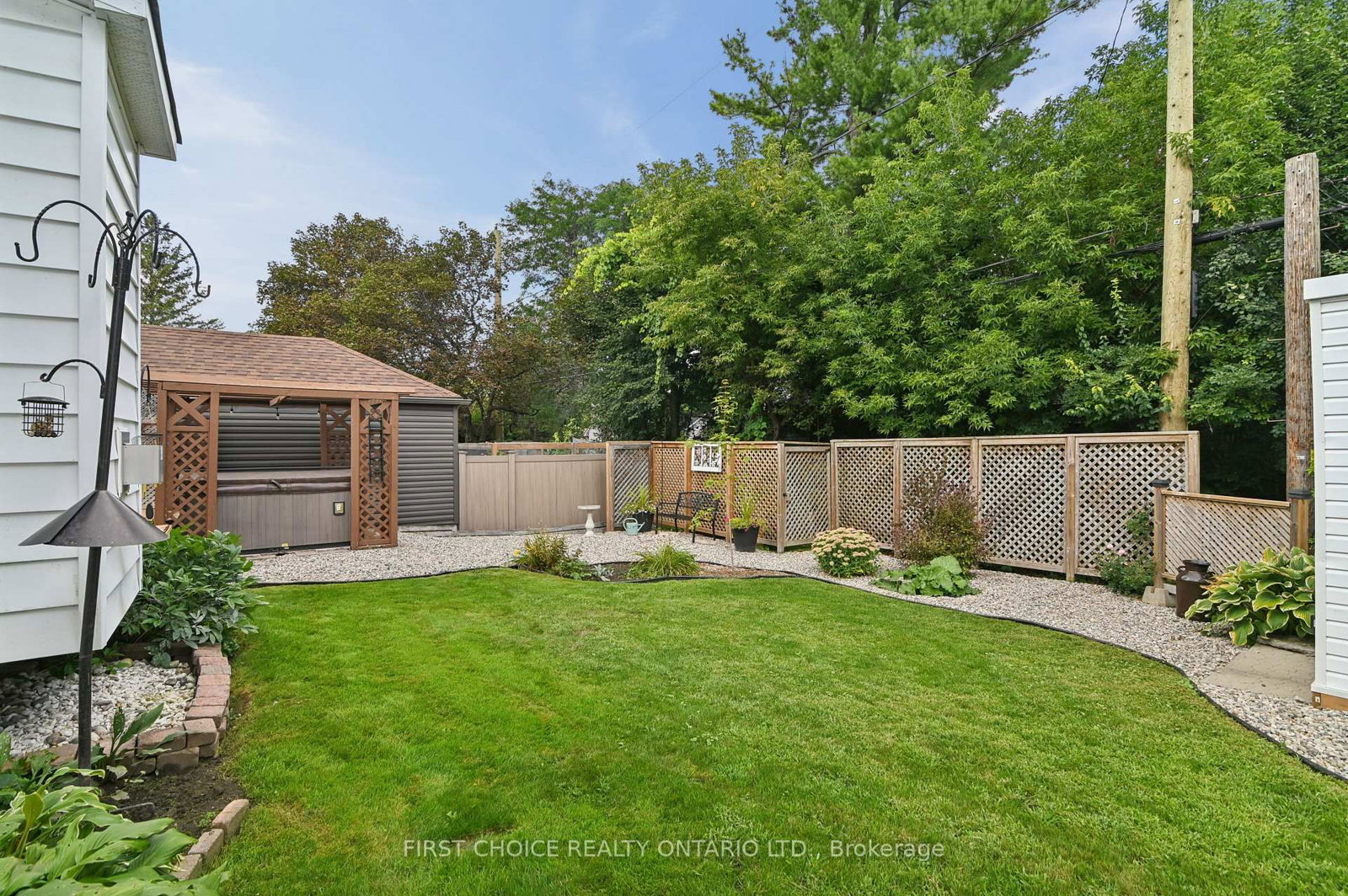 171 Fanshaw Avenue • Ottawa, ON photo 35