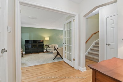 171 Fanshaw Avenue • Ottawa, ON photo 5