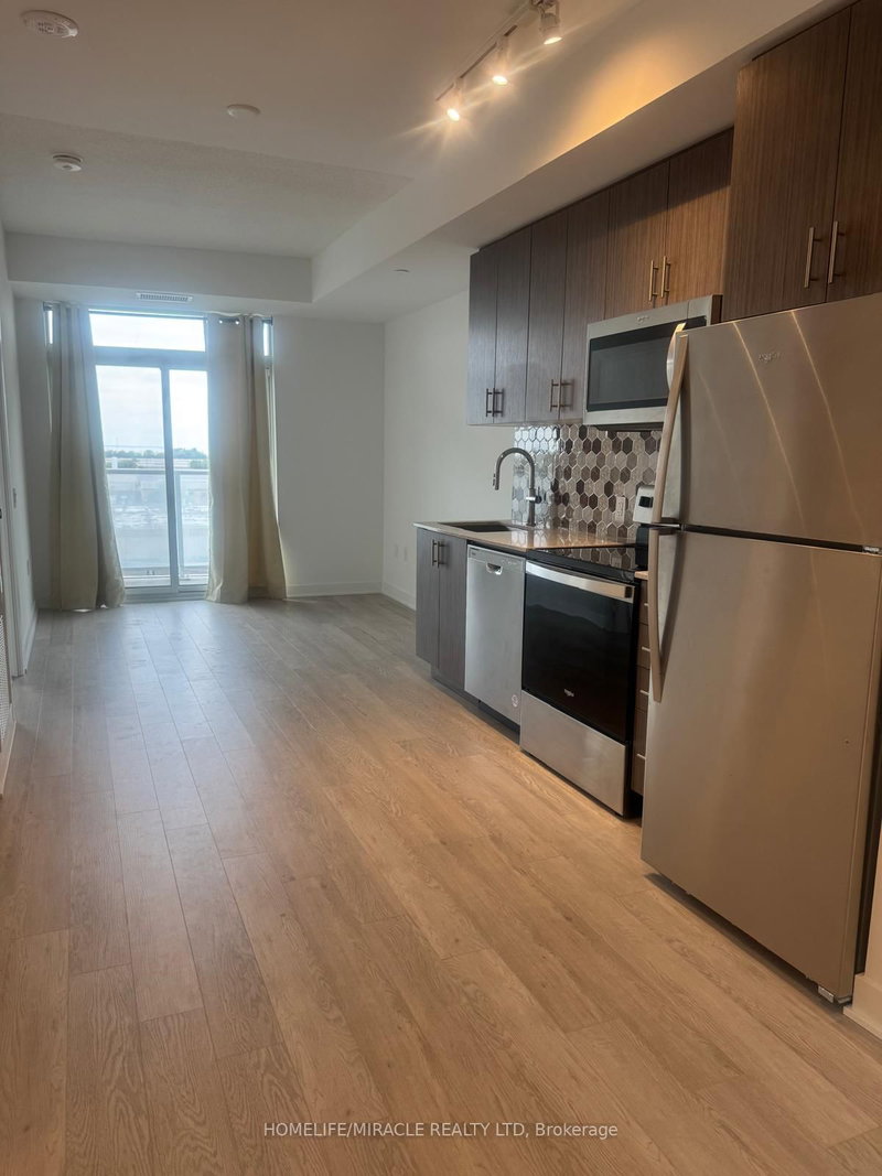 512 - 2782 Barton Street E