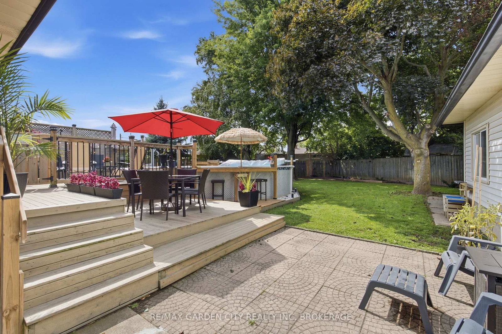 4993 RENDALL Crescent • Niagara Falls, ON photo 39