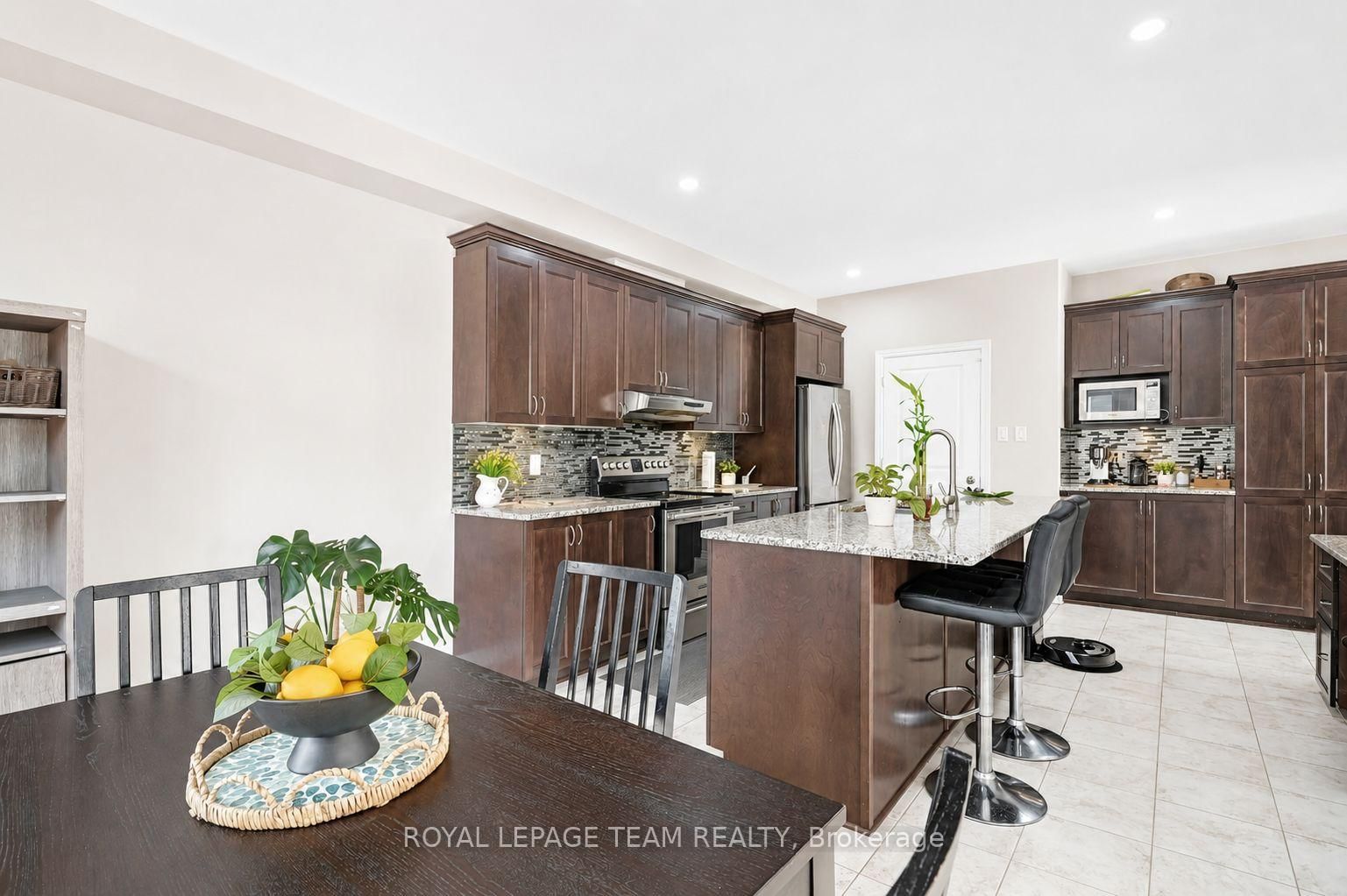 3 Stoneleigh Street • Ottawa, ON photo 15