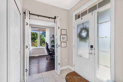 3 Stoneleigh Street • Ottawa, ON photo 5