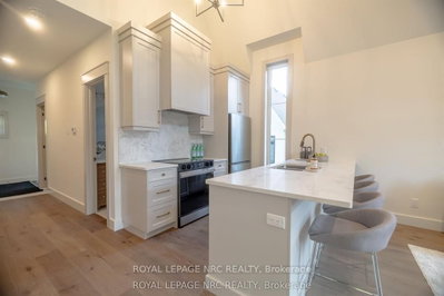281 ELMWOOD Avenue • Fort Erie, ON photo 6