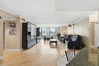 160 George Street • #1601 • Ottawa, ON photo 9