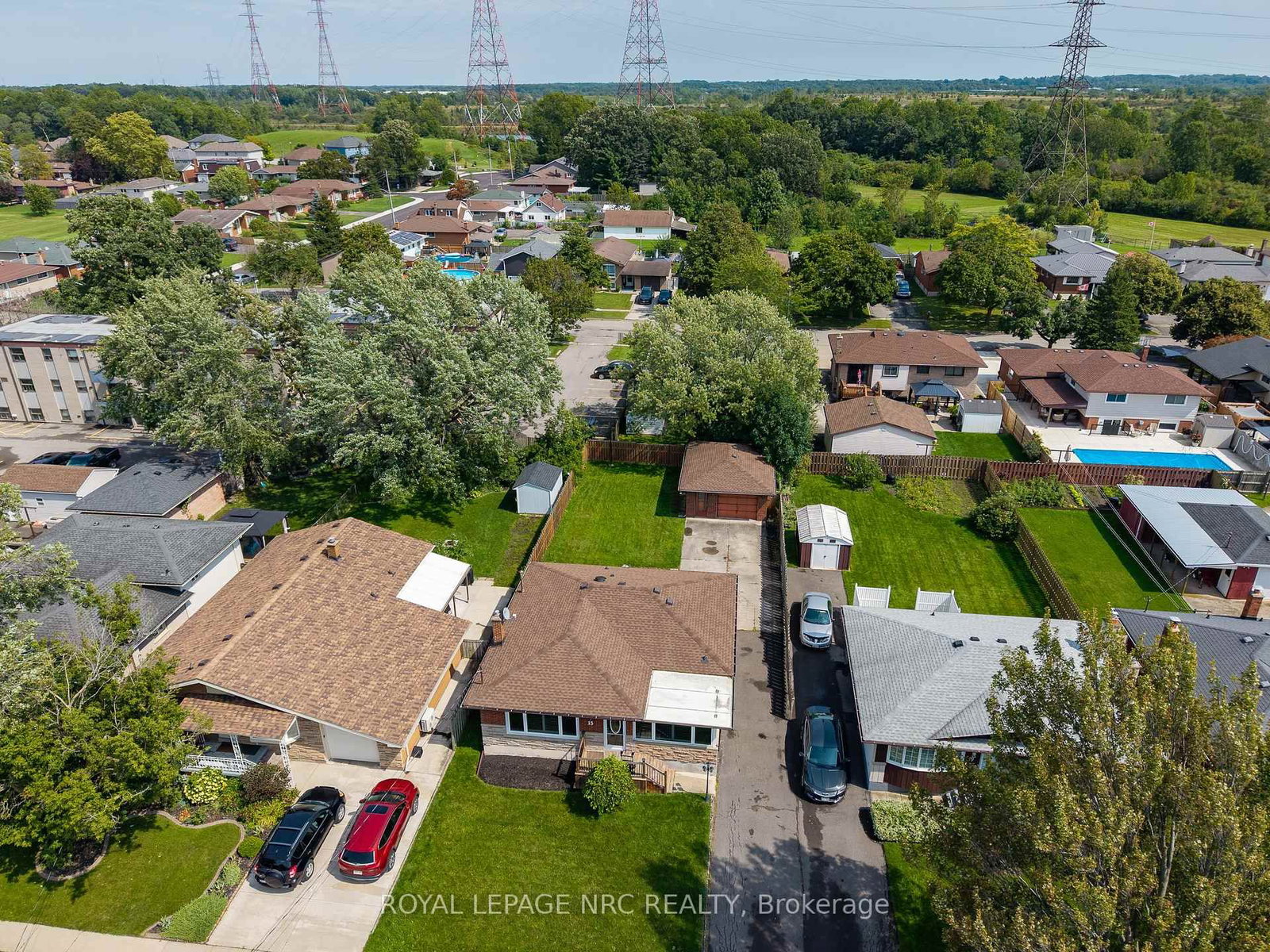 15 Memorial Park Drive • Welland, ON photo 34
