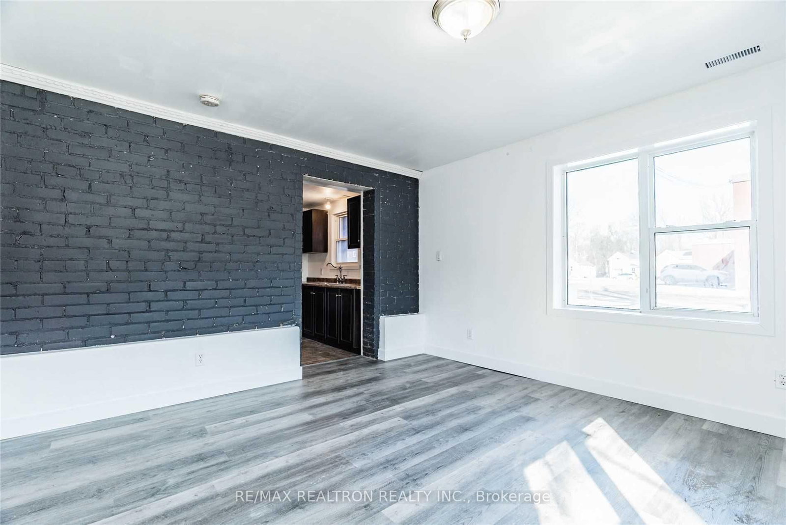 26 Florence Street • Chatham-Kent, ON photo 15