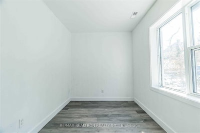26 Florence Street • Chatham-Kent, ON photo 6