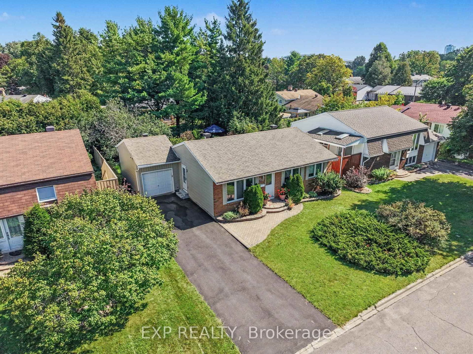 1347 Metz Crescent • Ottawa, ON photo 33