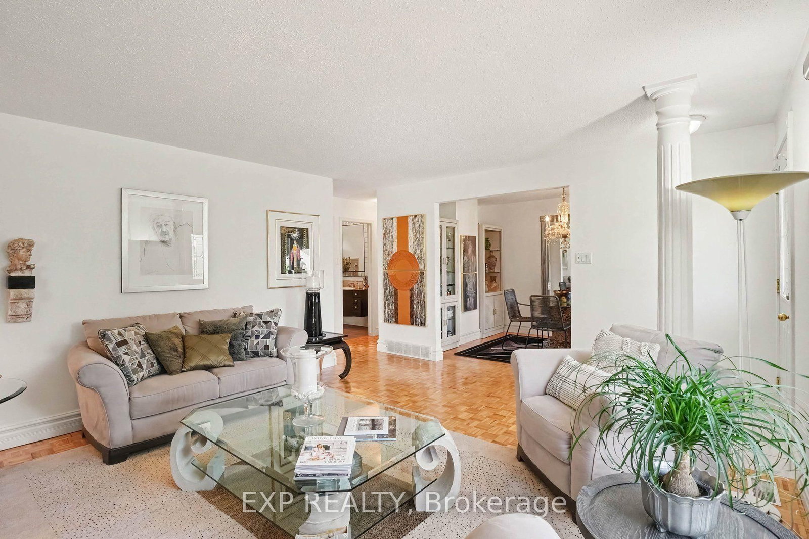 1347 Metz Crescent • Ottawa, ON photo 6