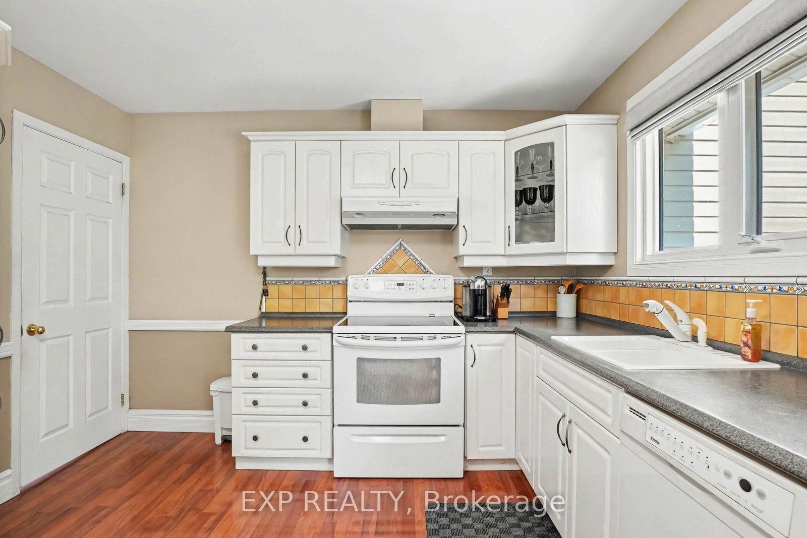 1347 Metz Crescent • Ottawa, ON photo 9
