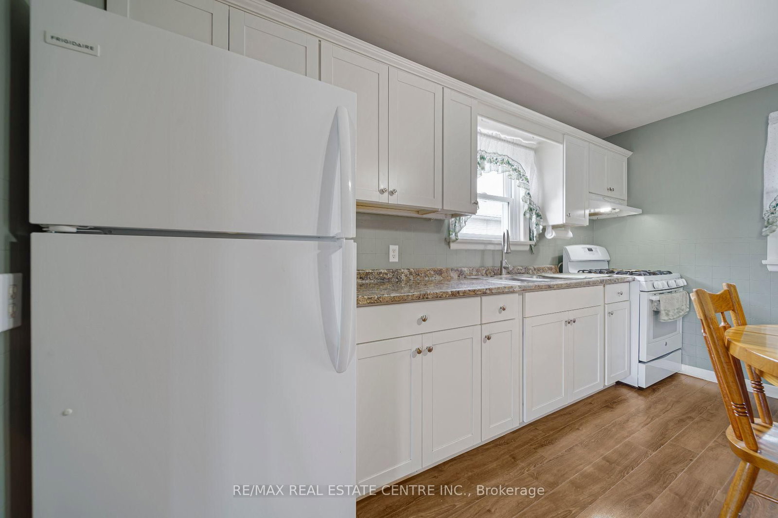 205 Crysler Street • Norfolk, ON photo 11