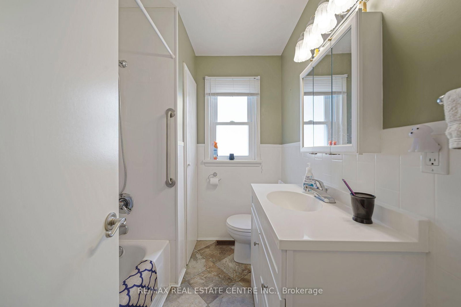 205 Crysler Street • Norfolk, ON photo 22