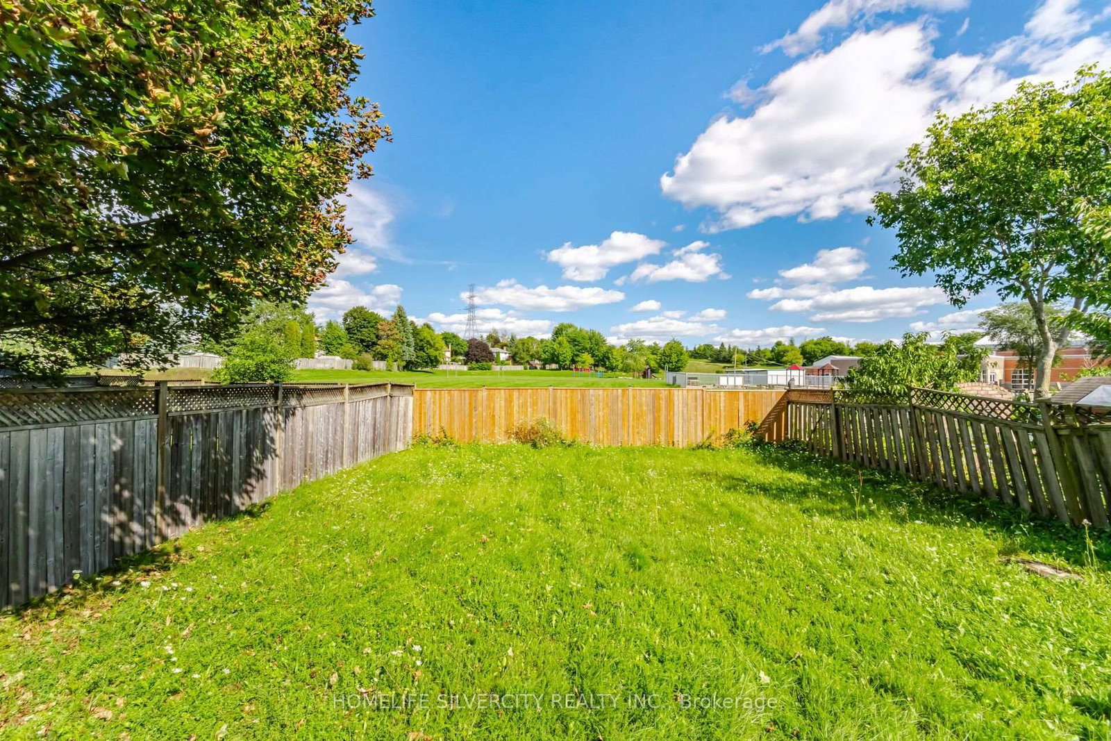 731 Elgin Street N • Cambridge, ON photo 17