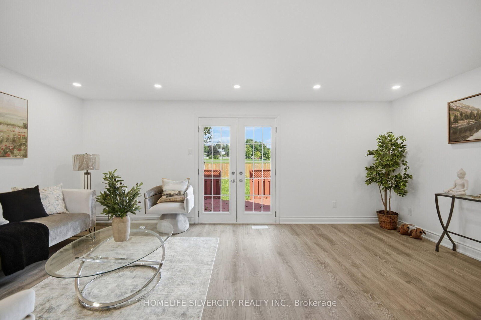 731 Elgin Street N • Cambridge, ON photo 6