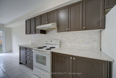 140 Munro Circle • Brantford, ON photo 5
