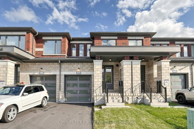 115 Corley Street E • Kawartha Lakes, ON photo 2
