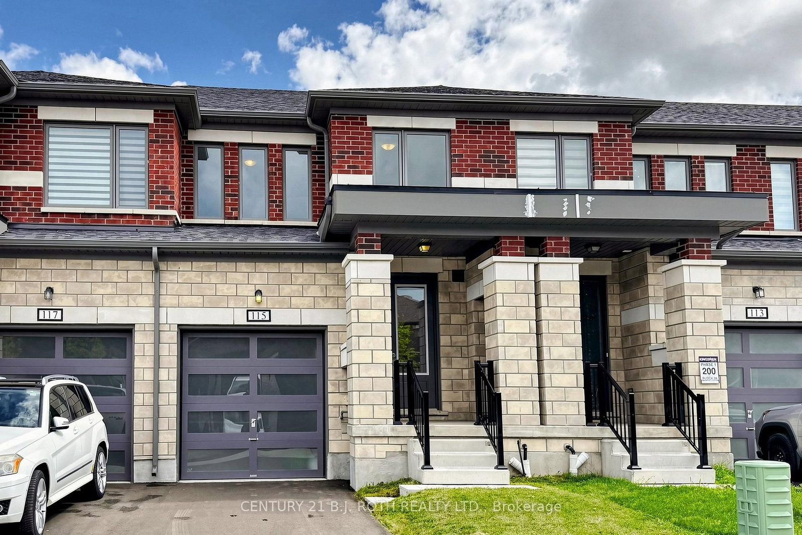 115 Corley Street E • Kawartha Lakes, ON photo 3