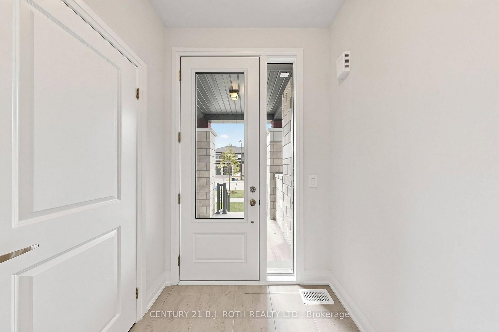 115 Corley Street E • Kawartha Lakes, ON photo 5
