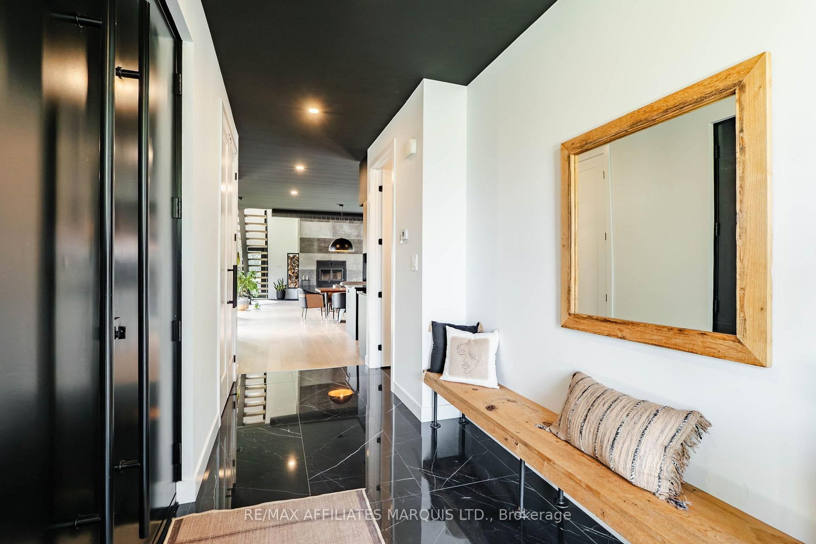22243 Old Highway 2 Road • South Glengarry, ON photo 6
