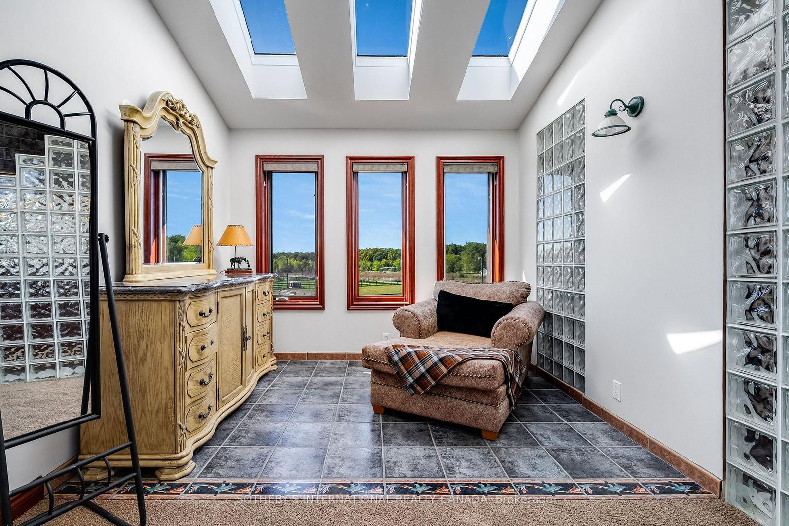 4965 4th Concession • Amherstburg, ON photo 20