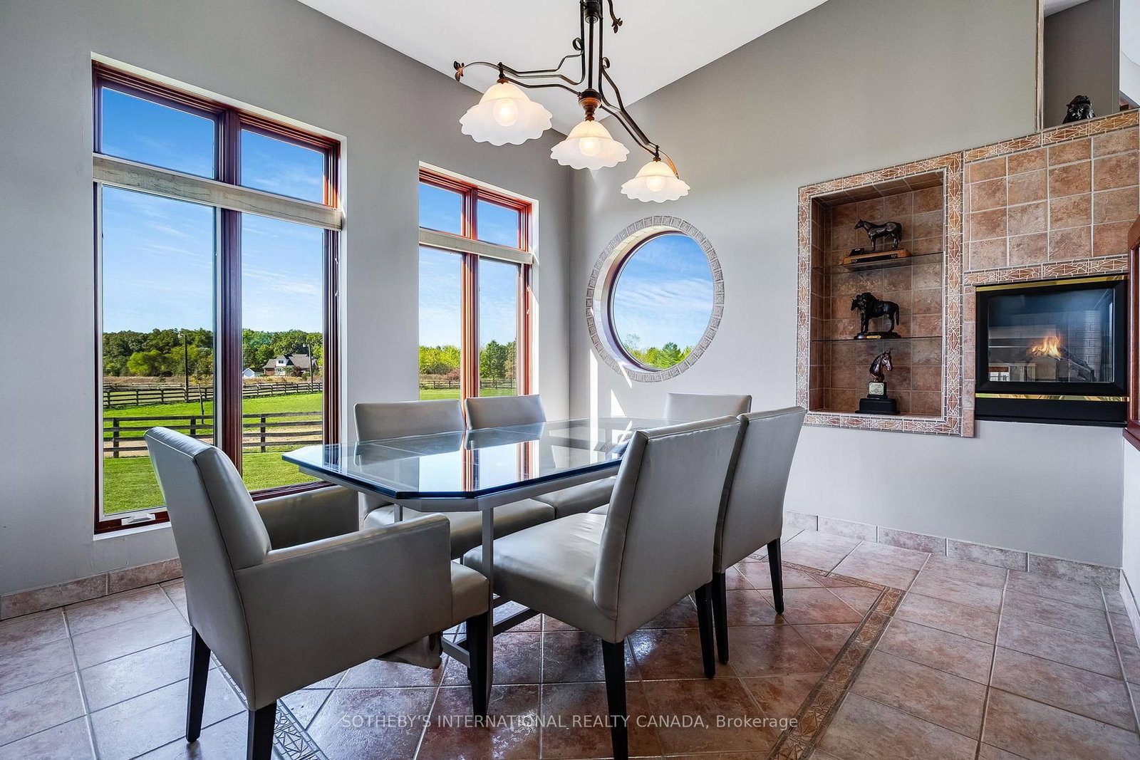 4965 4th Concession • Amherstburg, ON photo 4