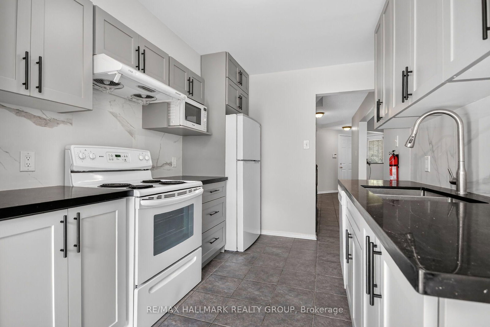 44 Drumso Street • Ottawa, ON photo 11