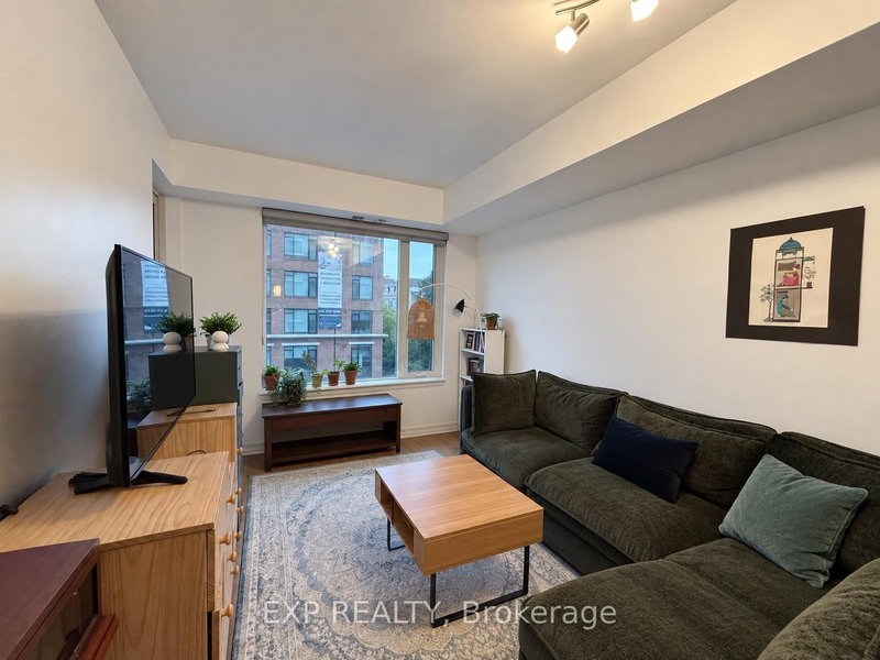 414 - 238 Besserer Street