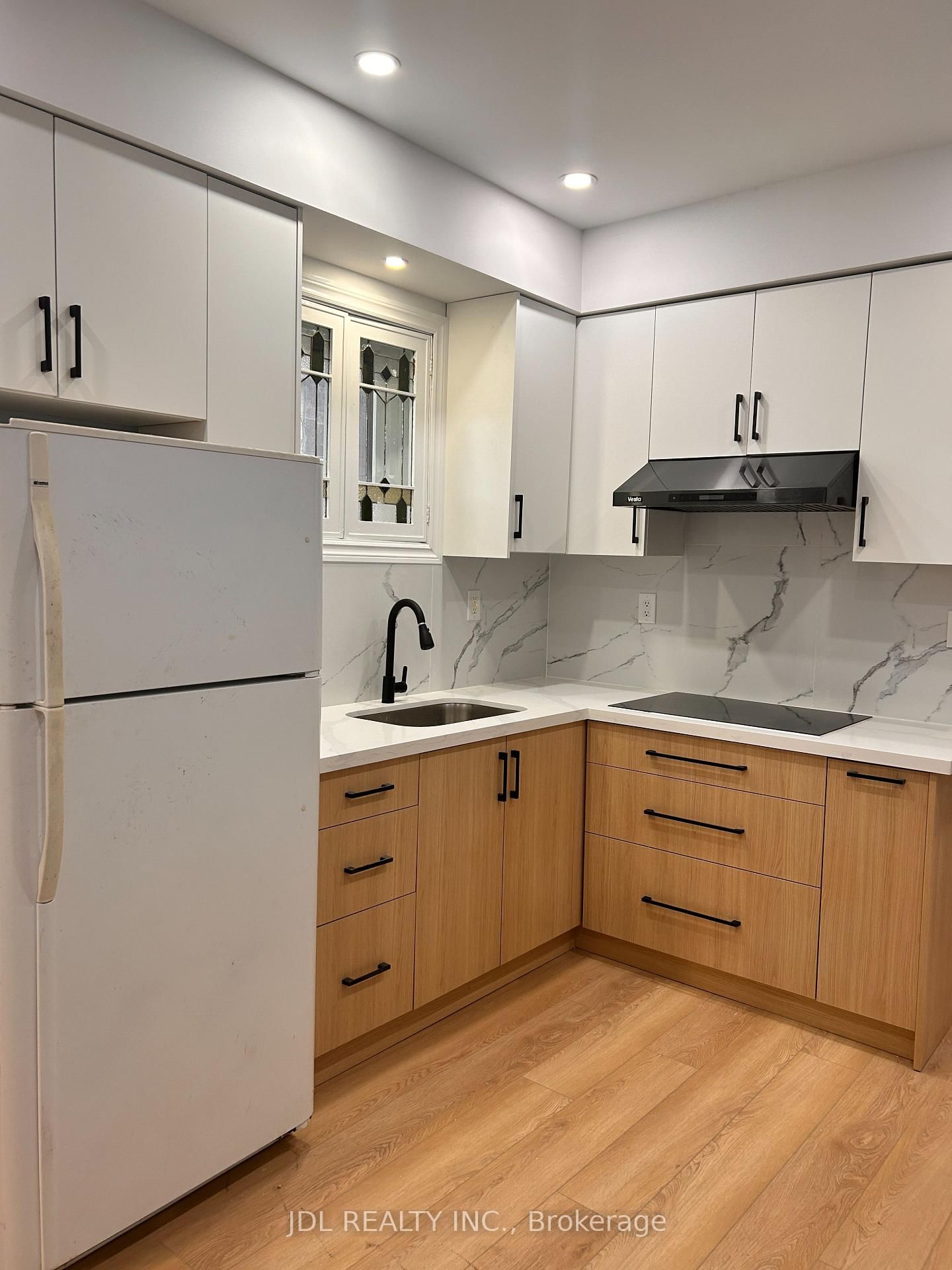 Main - 4750 Saint Lawrence Avenue, Niagara Falls 5