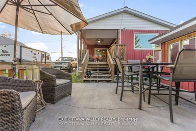 44 Lacroix Bay Road • Westmeath, ON photo 4
