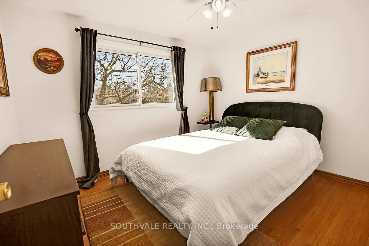 305 Centre Street • Niagara-on-the-Lake, ON photo 10