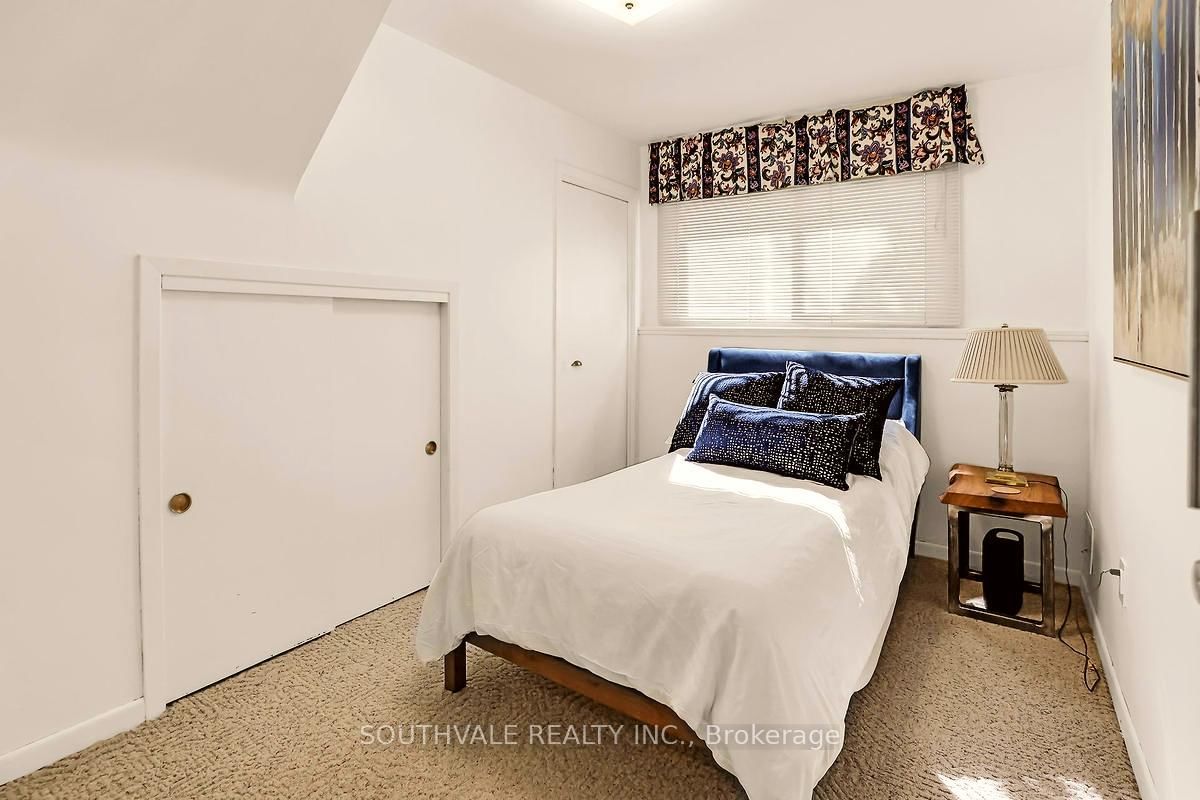 305 Centre Street • Niagara-on-the-Lake, ON photo 16