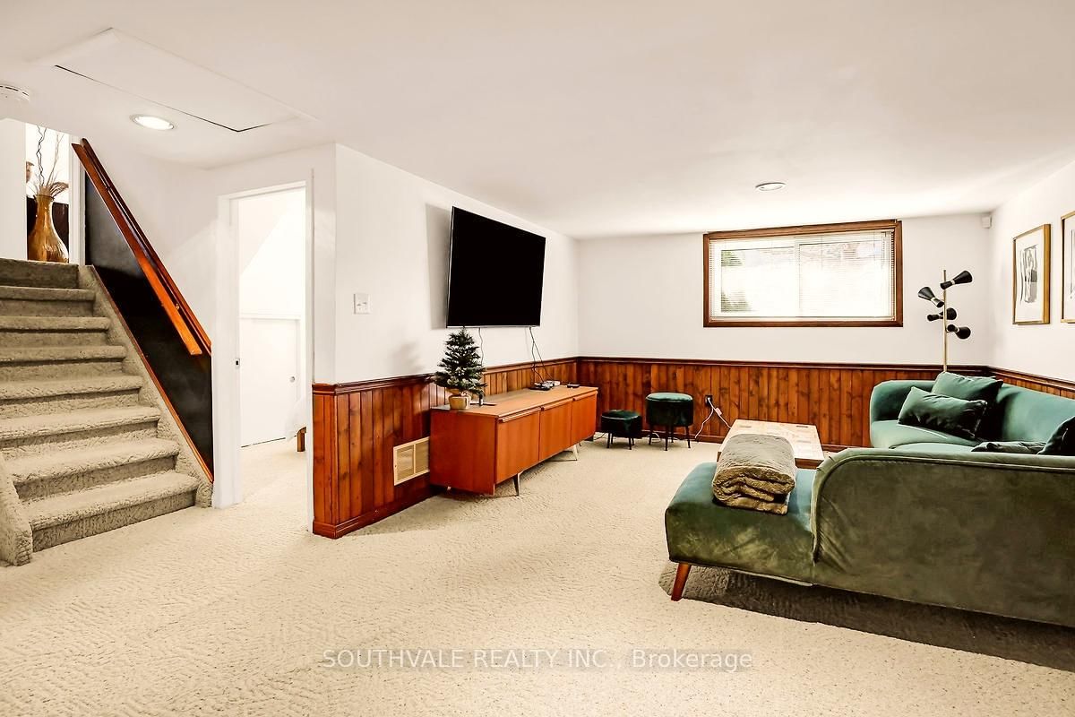 305 Centre Street • Niagara-on-the-Lake, ON photo 19