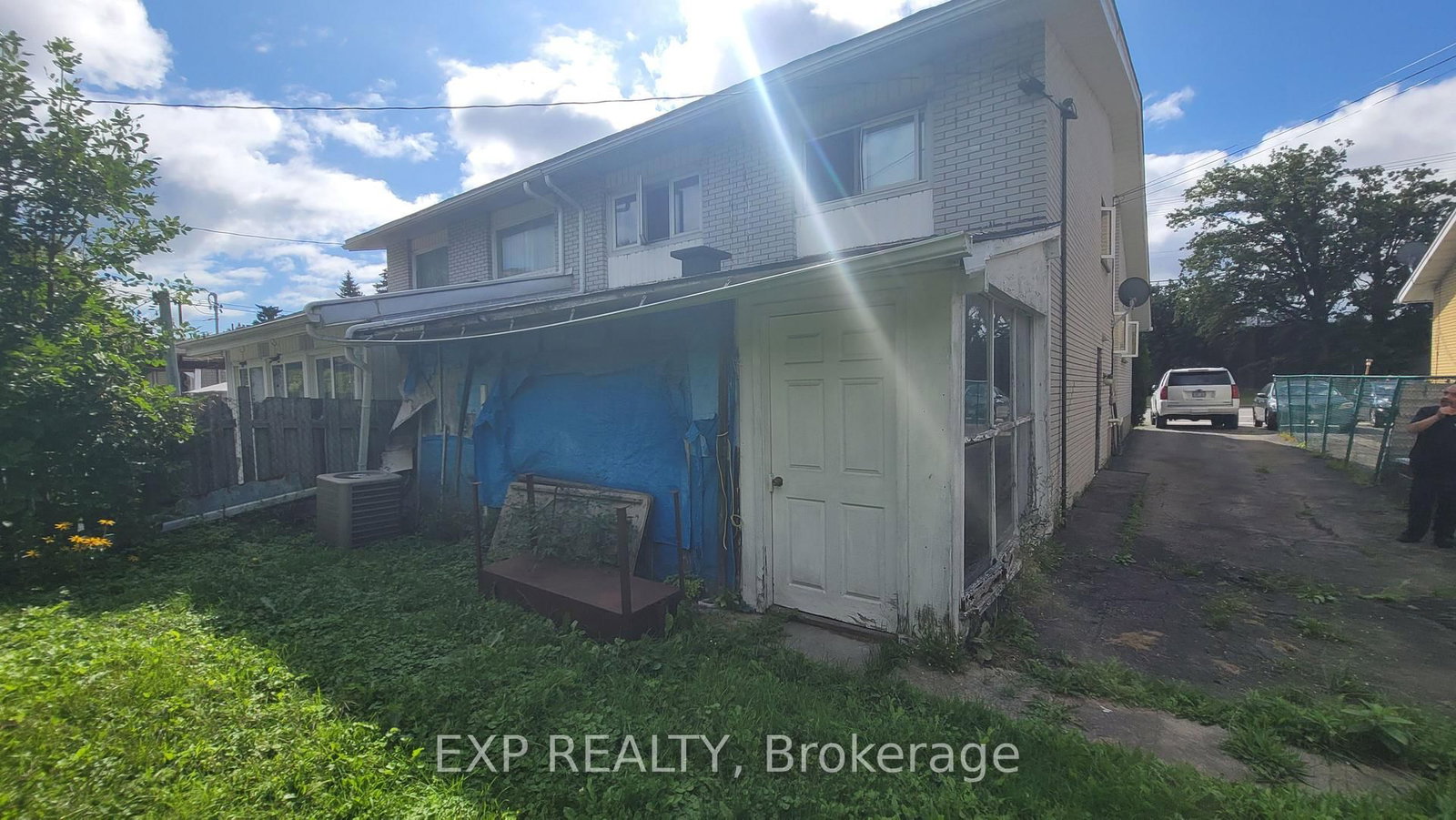 1747 Heron Road • Ottawa, ON photo 35