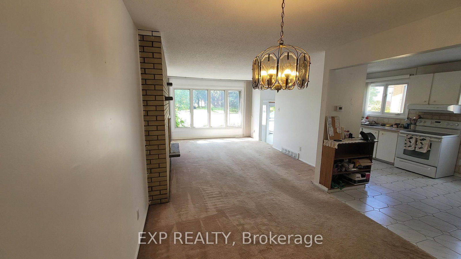 1747 Heron Road • Ottawa, ON photo 5