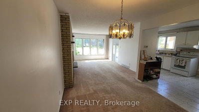 1747 Heron Road • Ottawa, ON photo 5