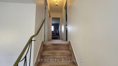 1747 Heron Road • Ottawa, ON photo 7